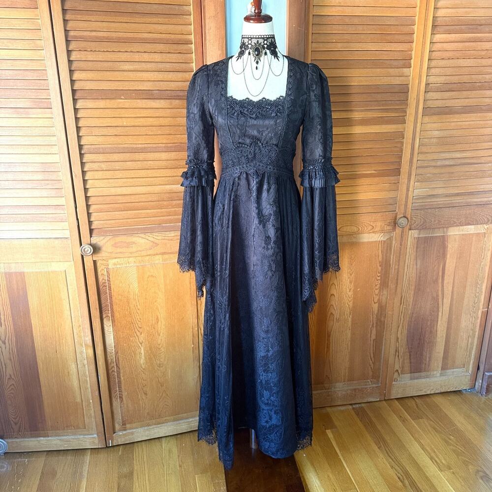Dark in Love Gothic Victorian Vampire Medieval Ophelia's Pleasures Dress - Picture 4 of 17